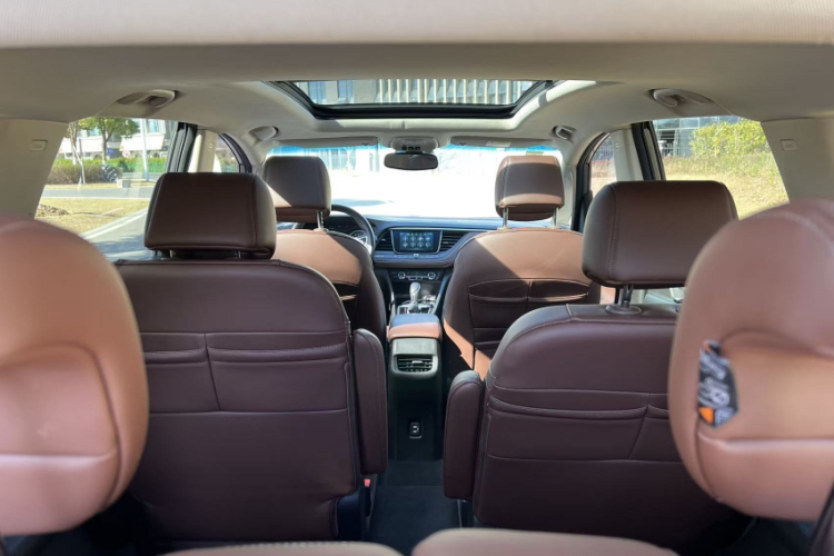 别克GL6 2018款 18T 6座尊贵型中控内饰7005