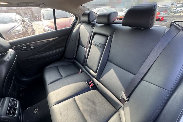 英菲尼迪Q50L 2015款 2.0T 舒适版中控内饰7002