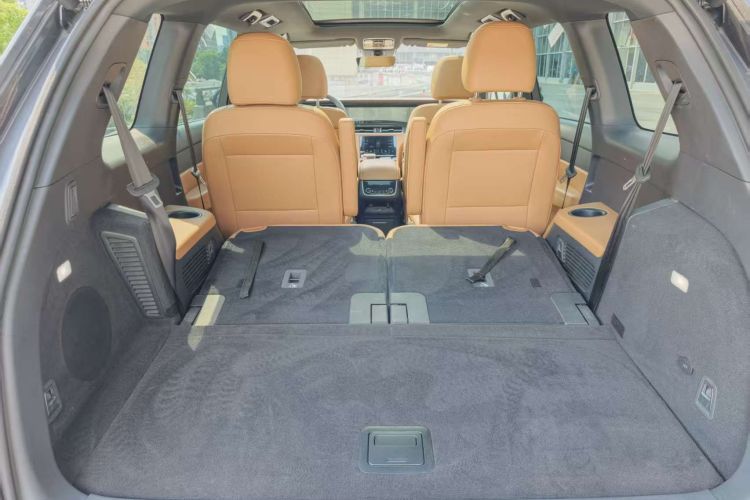 理想汽车 理想ONE 2021款 增程6座版车身外观6006