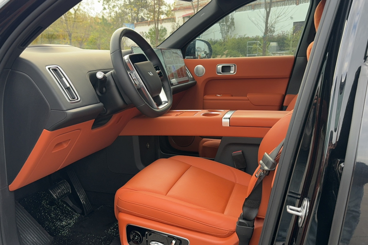 理想汽车 理想L9 2024款 Pro中控内饰7001