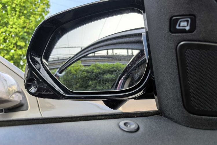 东南DX7 2015款 1.5T 手动尊贵型局部细节9009