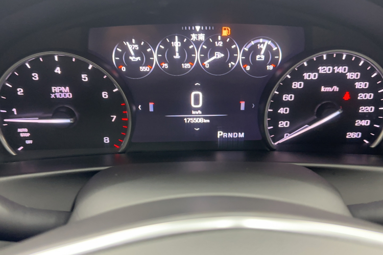 凯迪拉克CT6 2017款 28T 精英型中控内饰15