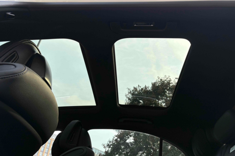 奔驰C级 2025款 C 260 L 运动版局部细节22