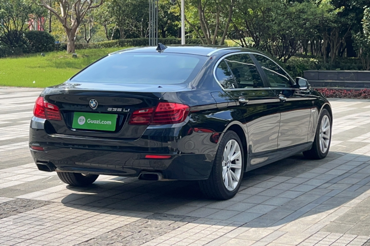 宝马5系 2014款 535Li 领先型车身外观6007