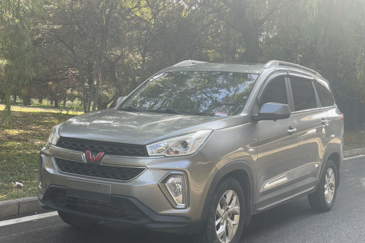 五菱汽车 五菱宏光S3 2018款 1.5T 手动豪华型 国V车身外观1