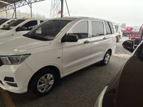 五菱汽车 五菱宏光 2021款 1.5L改款 S基本型 电动助力LAR