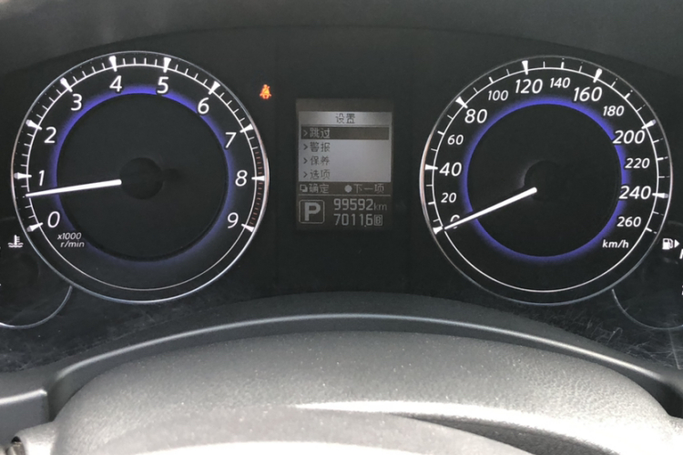 英菲尼迪QX50 2015款 2.5L 舒适版中控内饰15