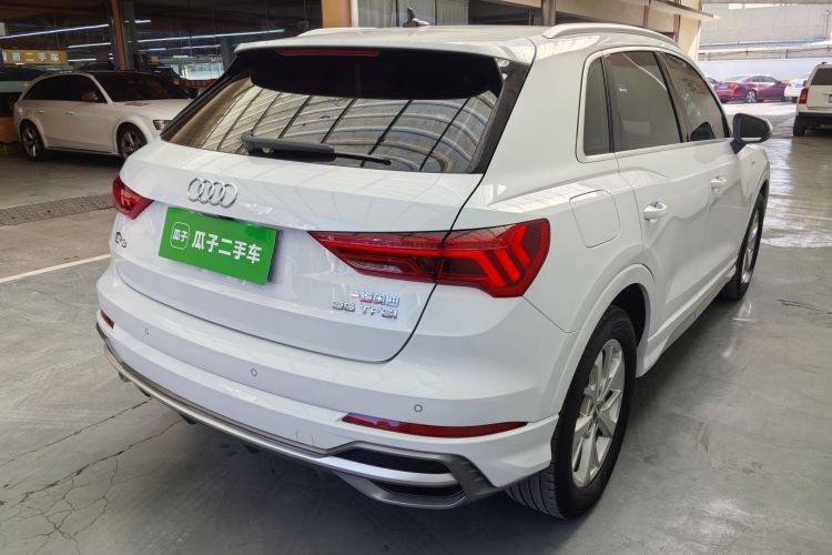 奥迪Q3 2019款 35 TFSI 进取动感型车身外观6013