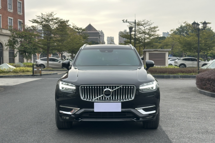 沃尔沃XC90 2022款 B6 智逸豪华版 7座车身外观6008