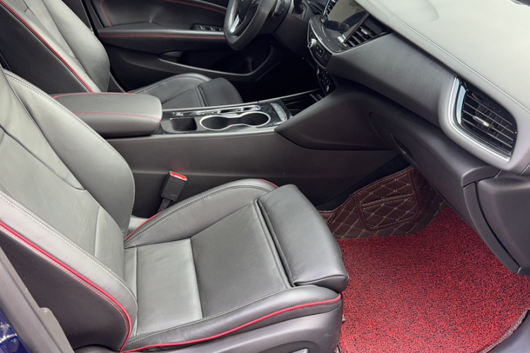 别克 君威 2020款 GS 28T 精英型局部细节41