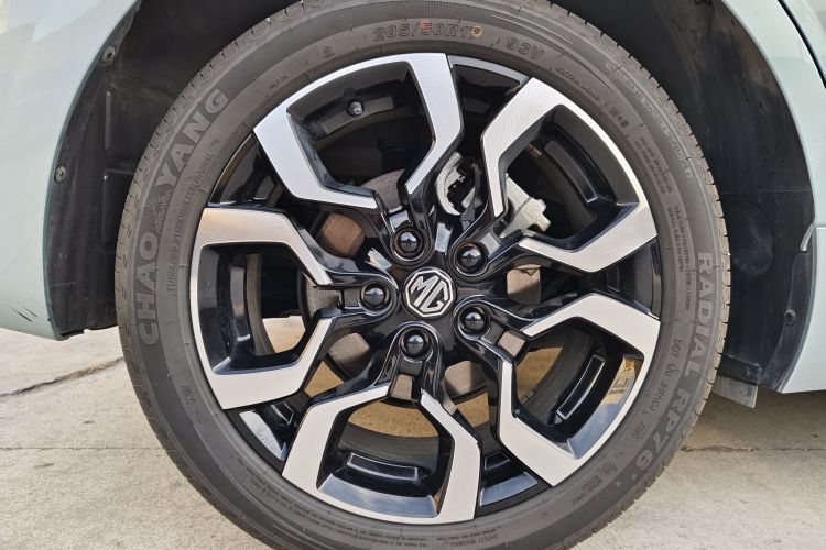 名爵 MG4 EV 2026款 437 自由版车身外观6008