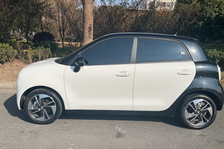 欧拉黑猫 2022款 405km 长续航型 三元锂车身外观6007