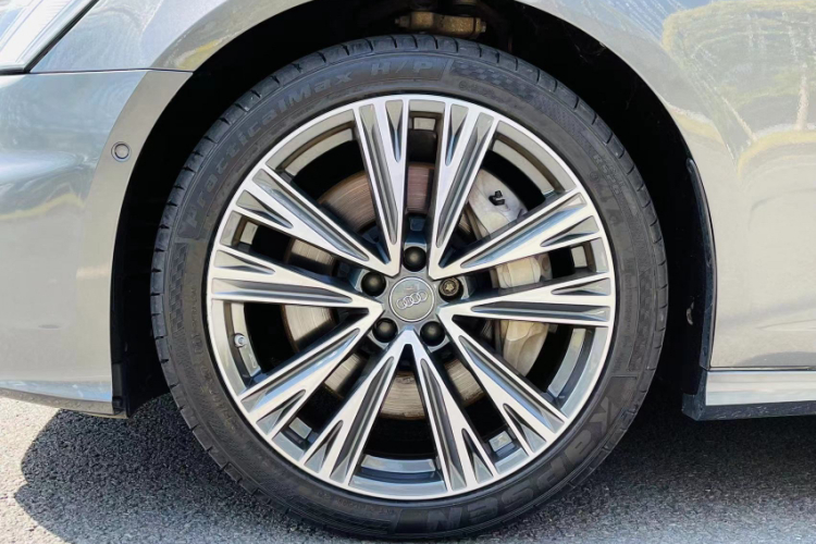 奥迪A6L 2021款 55 TFSI quattro 尊享动感型车身外观6002