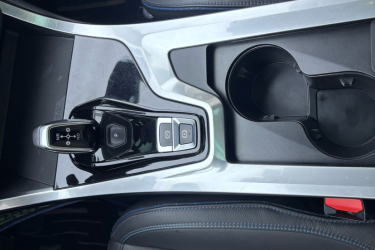 领克01 2017款 2.0T 两驱耀Pro版局部细节18