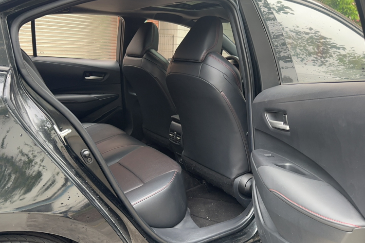 丰田 雷凌 2021款 185T CVT运动版中控内饰7009