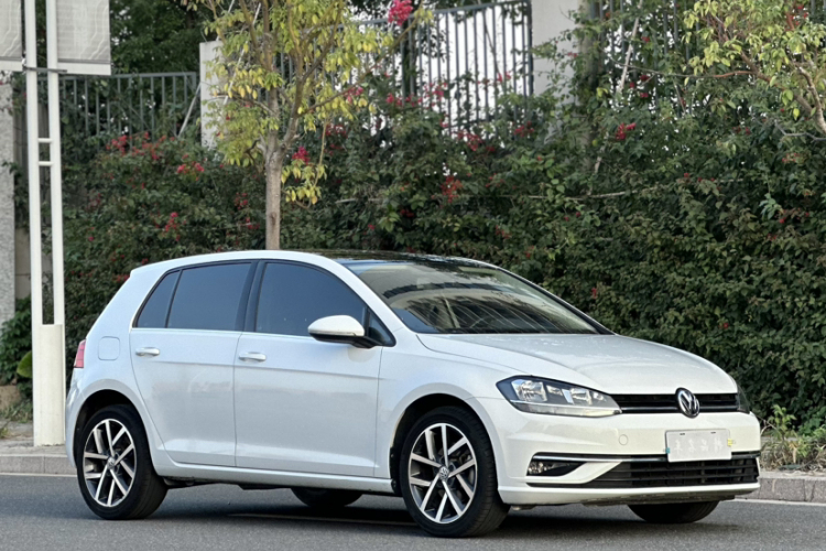 大众 高尔夫 2020款 200TSI DSG舒适进取版车身外观6001