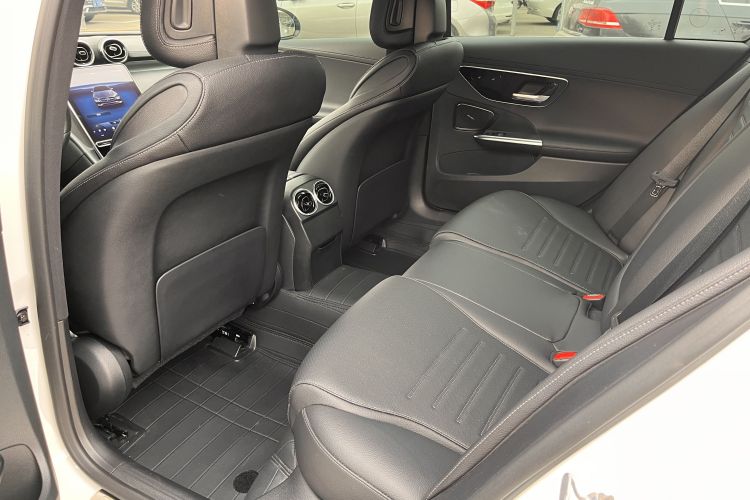 奔驰C级 2022款 C 200 L 运动版中控内饰7003