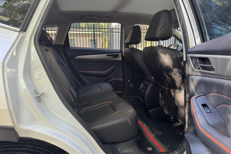 哈弗F7 2021款 1.5T 两驱i型车身外观6006