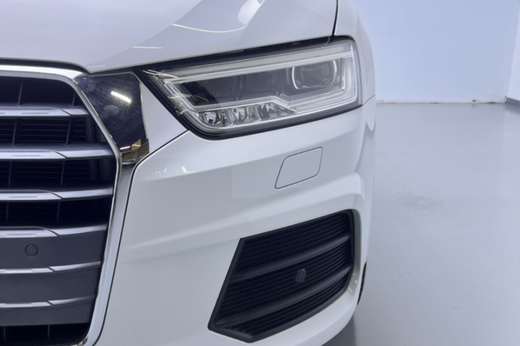 奥迪Q3 2018款 30周年年型 30 TFSI 时尚型车身外观6012