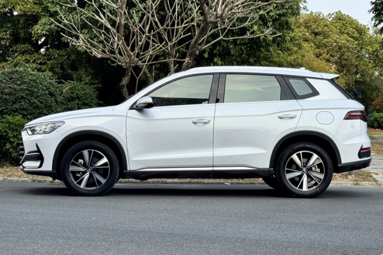 比亚迪 宋Pro新能源 2022款 DM-i 110km 旗舰型车身外观6002