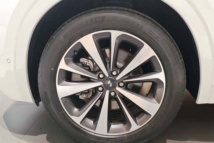 理想汽车 理想ONE 2021款 增程6座版局部细节9002