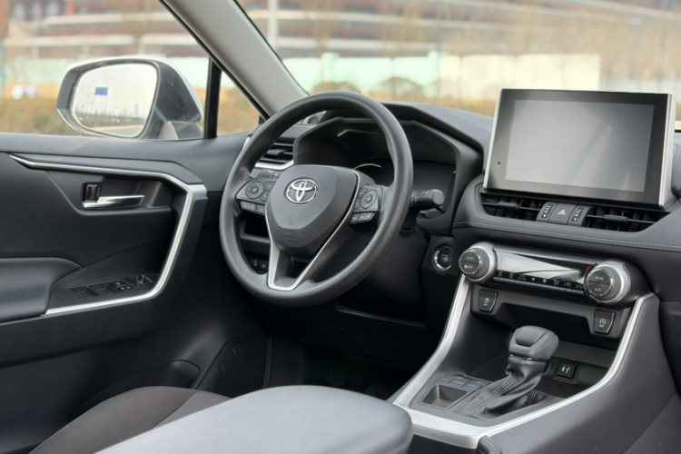 丰田 RAV4荣放 2022款 2.0L CVT两驱风尚版局部细节16