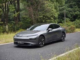 小鹏P7 2022款 480N+