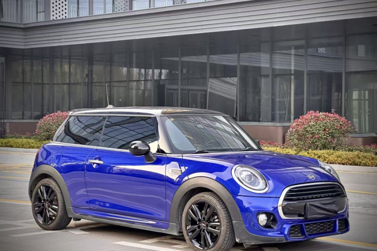 MINI 2018款 1.5T COOPER 赛车手车身外观6009