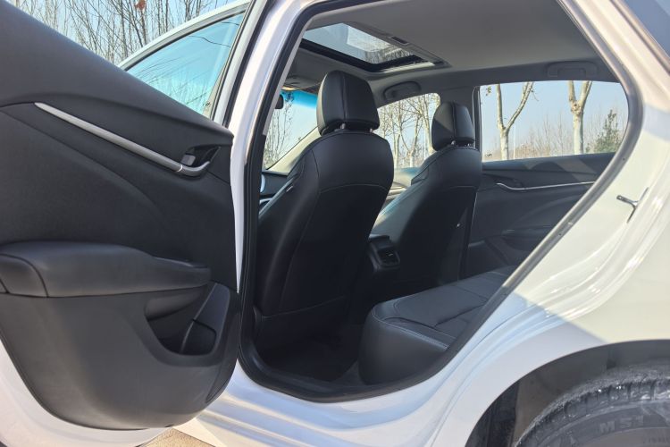 别克 英朗 2021款 改款 典范 1.5L 自动精英型中控内饰7004