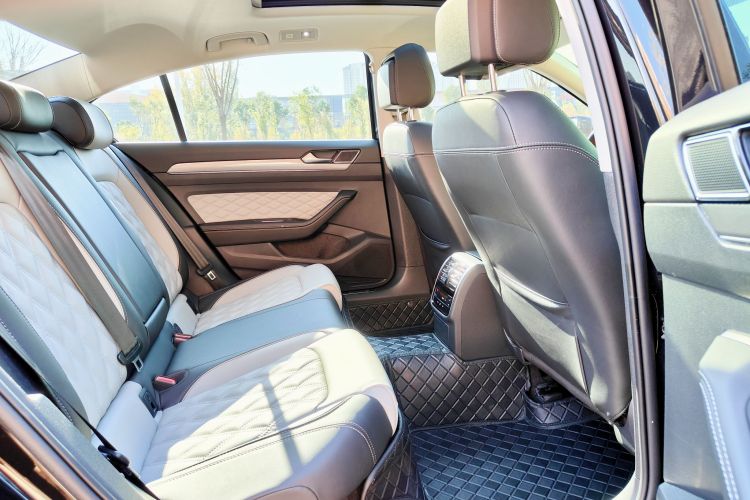 大众 迈腾 2023款 200万辆纪念版 330TSI DSG领先型局部细节41