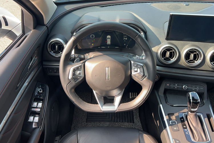 魏牌 VV5 2017款 2.0T 旗舰型局部细节13