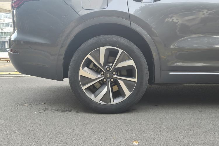 理想汽车 理想ONE 2021款 增程6座版局部细节9003