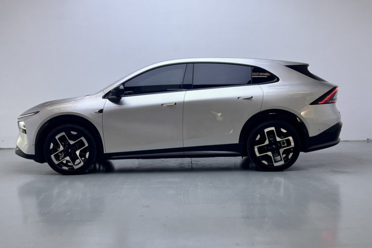 小鹏G7 2025款 702 超长续航 Max车身外观6009