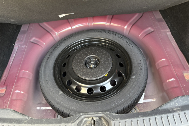 福特 福克斯 2022款 三厢 EcoBoost 180 自动竞速版中控内饰7012