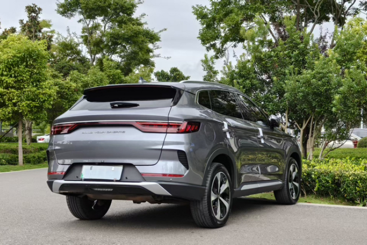 比亚迪 宋PLUS新能源 2021款 DM-i 100KM 四驱旗舰PLUS车身外观6003