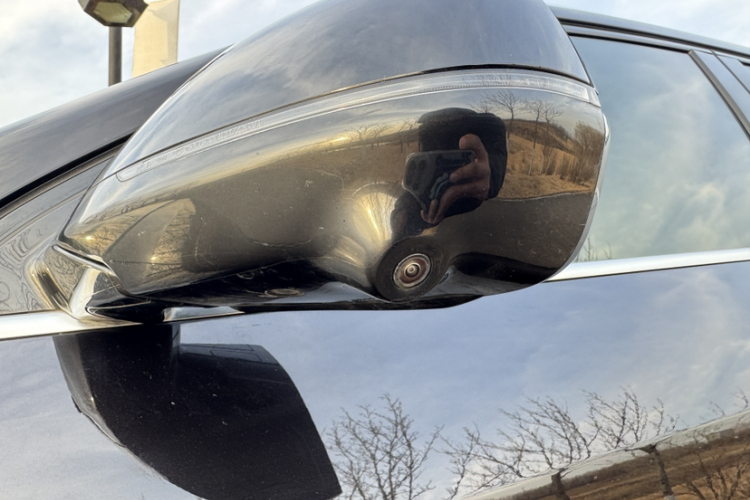 魏牌 VV6 2020款 2.0T 两驱智享+局部细节9004