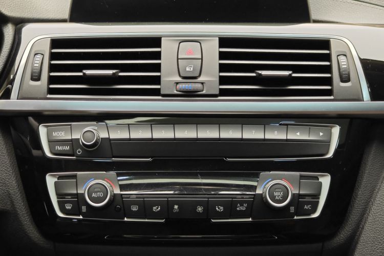 宝马3系 2018款 320Li 时尚型局部细节16