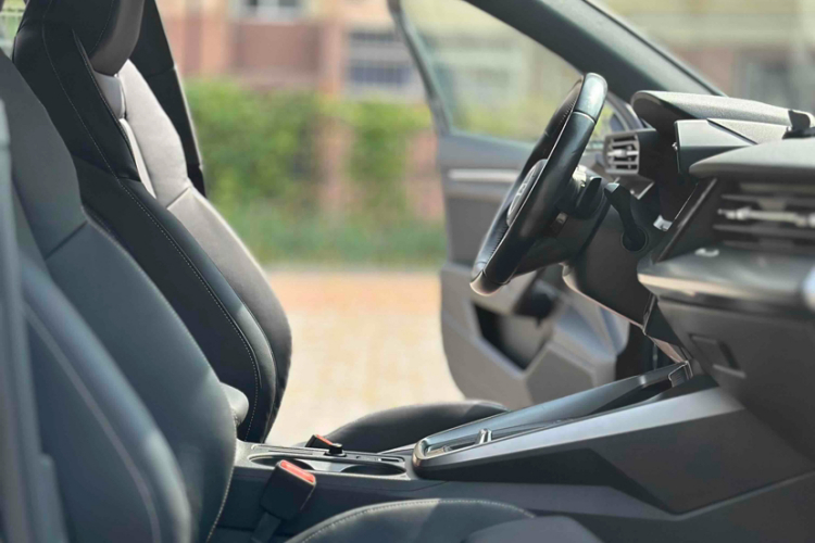 奥迪A3 2021款 A3L Limousine 35 TFSI 进取致雅型中控内饰7007