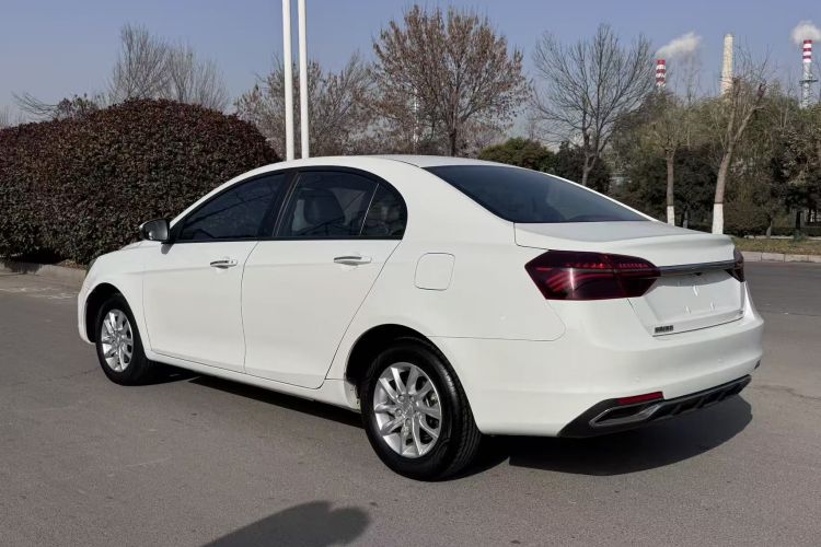 吉利汽车 帝豪 2020款 1.5L CVT豪华型车身外观6006