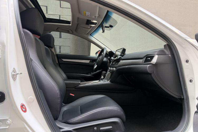 本田 雅阁 2018款 260TURBO 精英版 国V中控内饰7003