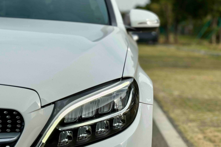 奔驰C级 2020款 改款 C 200 L 时尚型运动版局部细节36