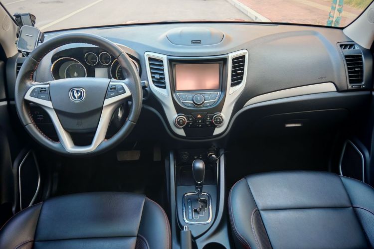 长安CS35 2016款 1.6L 自动豪华型 国IV局部细节16