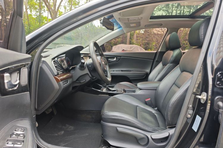 起亚K4 2014款 1.8L 自动GLS局部细节19