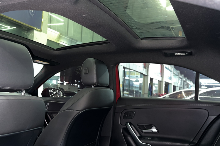 奔驰A级 2020款 A 200 L 运动轿车局部细节22