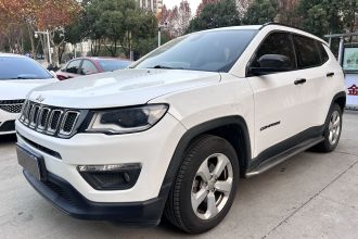 Jeep 指南者 2017款 200T 自动家享版