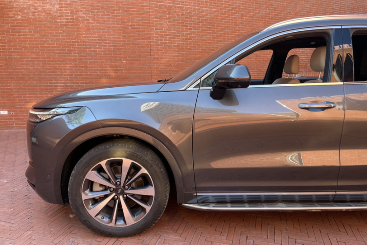 理想汽车 理想ONE 2020款 增程6座版车身外观6001