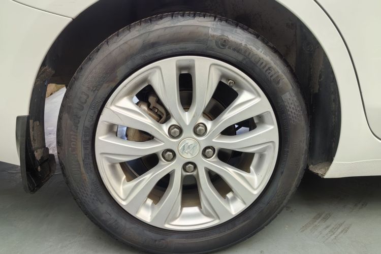 别克 英朗 2021款 典范 1.5L 自动精英型车身外观6006