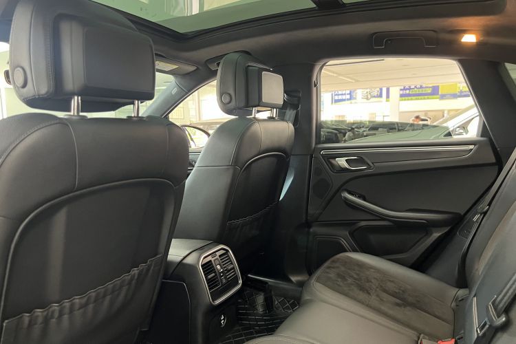 保时捷 2021款 Macan 2.0T中控内饰7002