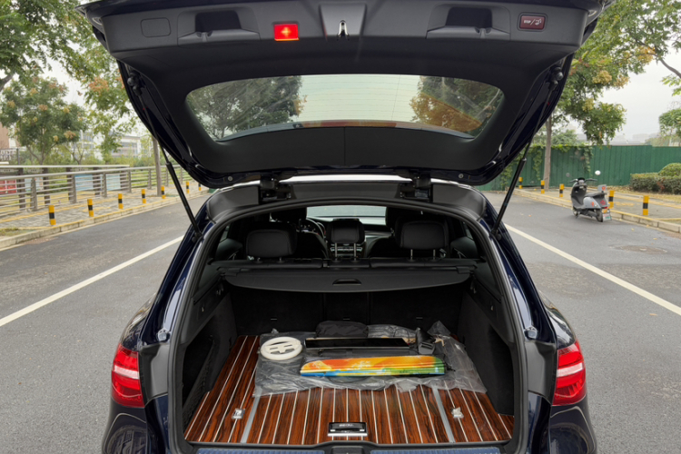 奔驰GLC 2016款 GLC 260 4MATIC 动感型局部细节23