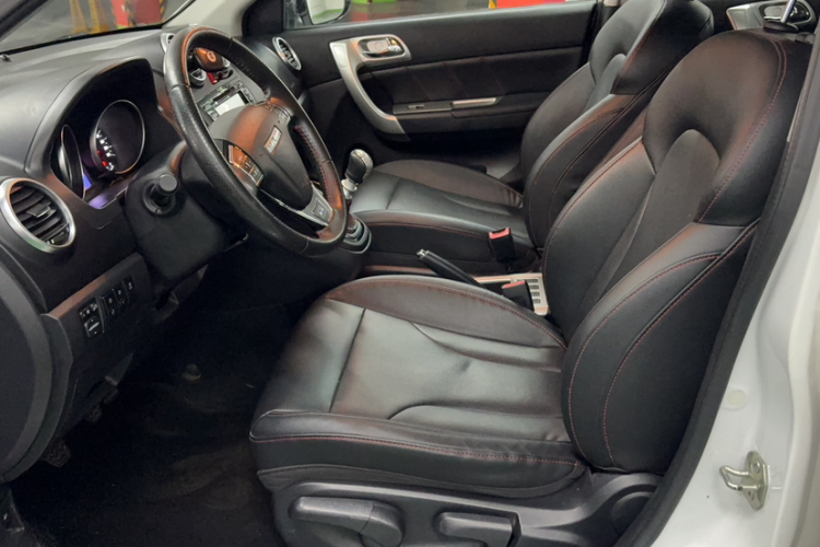 哈弗H6 2016款 升级版 1.5T 手动两驱精英型中控内饰7001